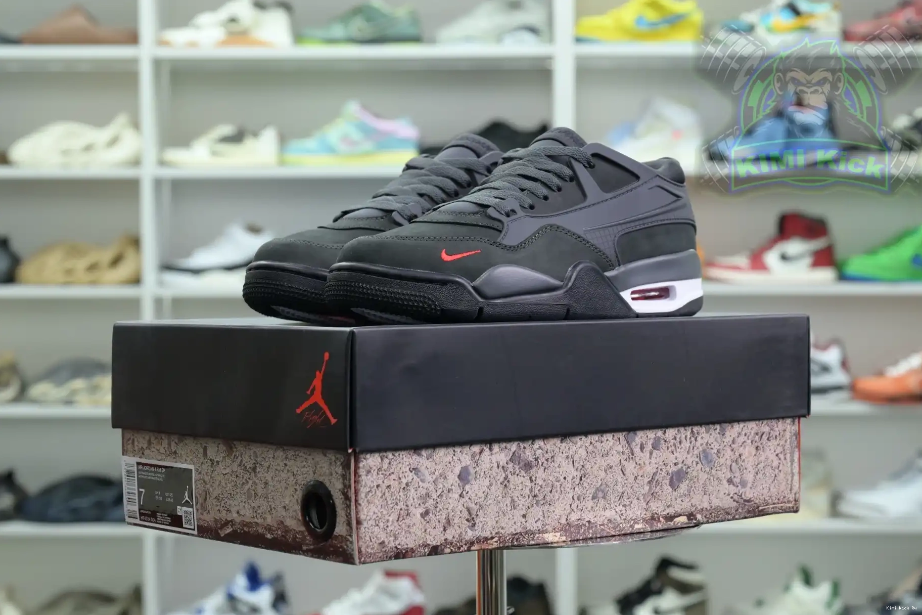 RM Nigel Jordan Air 4 Kimikick “Anthracite” Sylvester x Jordan SP 0429